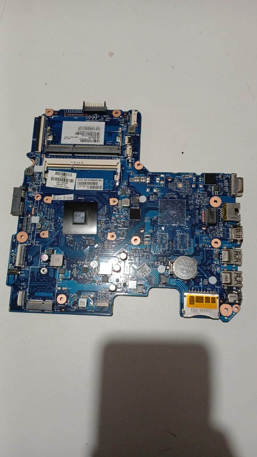 Motherboard|HP 860451-601|AMD E2-7110|Modelo DINERAMD 6050A2888801-MB-A02 | 245 G5 — imagen 1