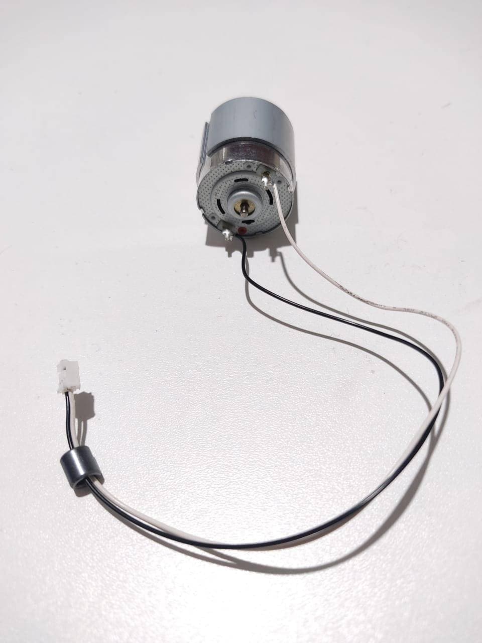 Motor 12v | DC 12 V pequeño usado – eje perfilado – ideal prototipos — imagen 3