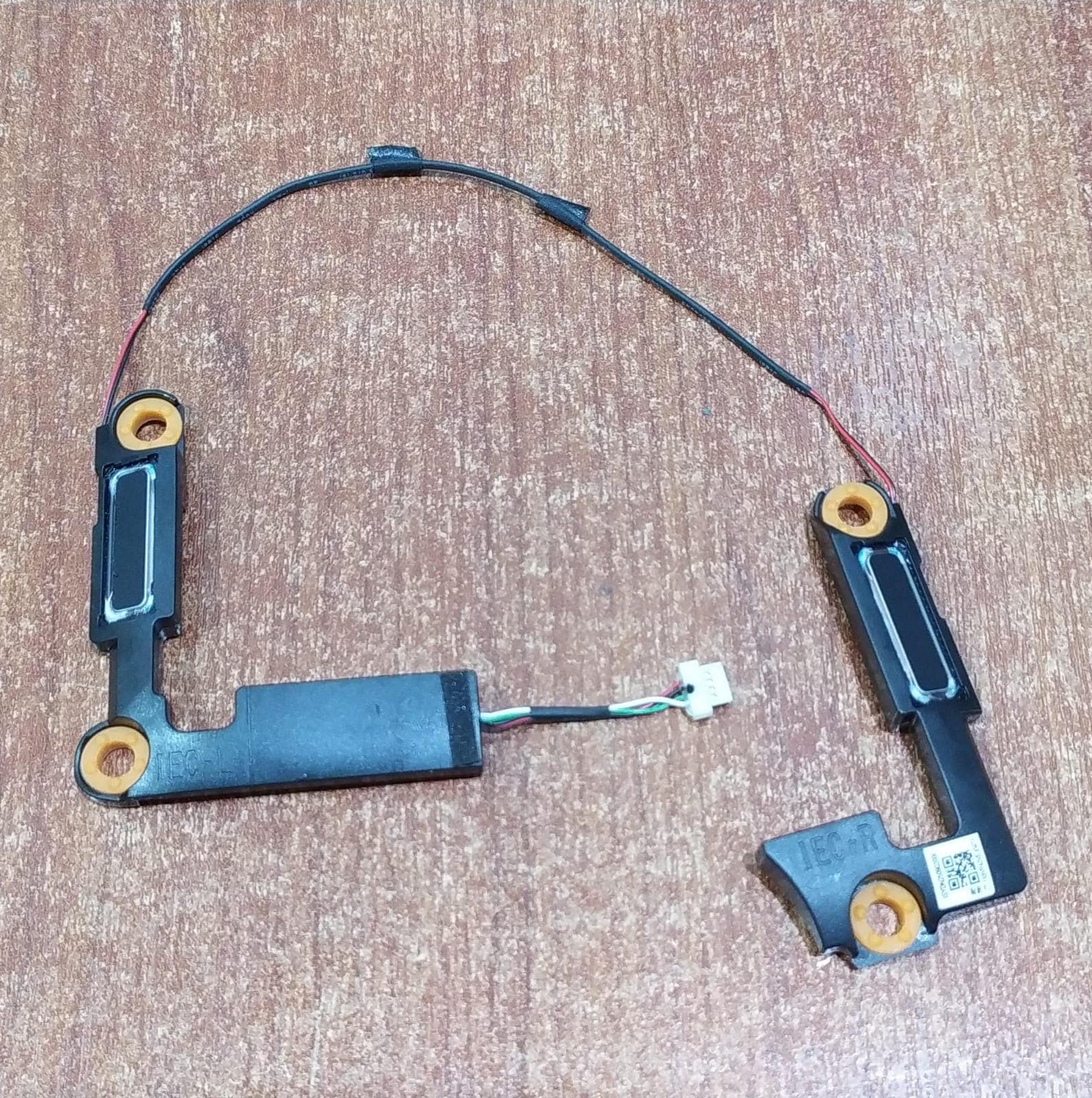 Parlantes Internos para Laptop ISYDN250902000425204TX / 1X8VPA0VEJ04TX – Seminuevo, Perfecto Estado — imagen 1
