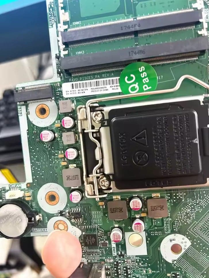 Placa base HP EliteOne 800 G3 AIO (PAV0_PISCES_PA REV.A) – para 23,8" Non‑Touch — imagen 2