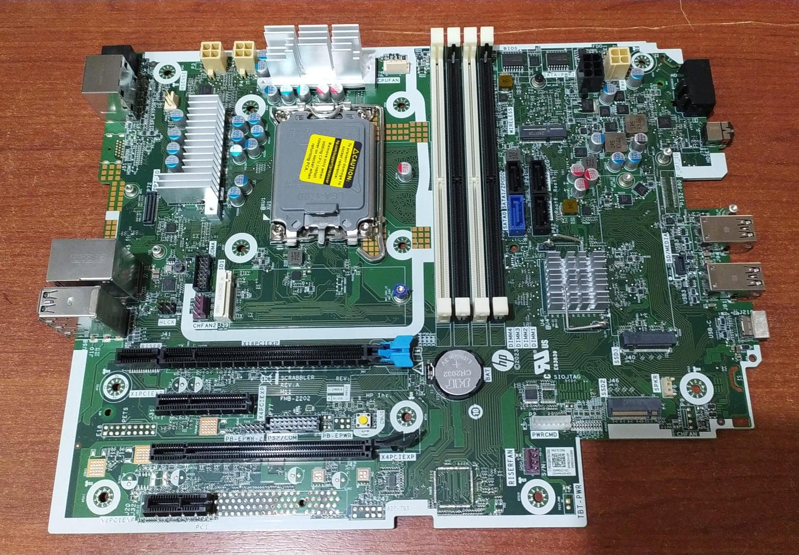 Placa Madre | HP | E93839 FXN1 | DDR3 | HP COMPAQ 8200 ELITE — imagen 1