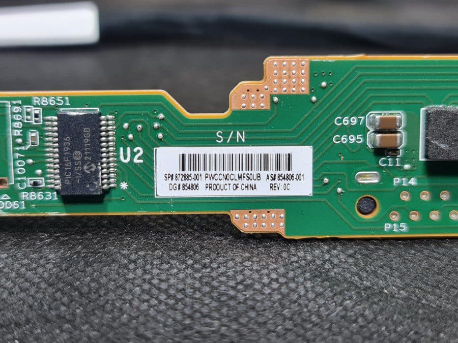 Placa posterior HP 872885-001 4 LFF SAS para servidor ProLiant DL120 G10 — imagen 2
