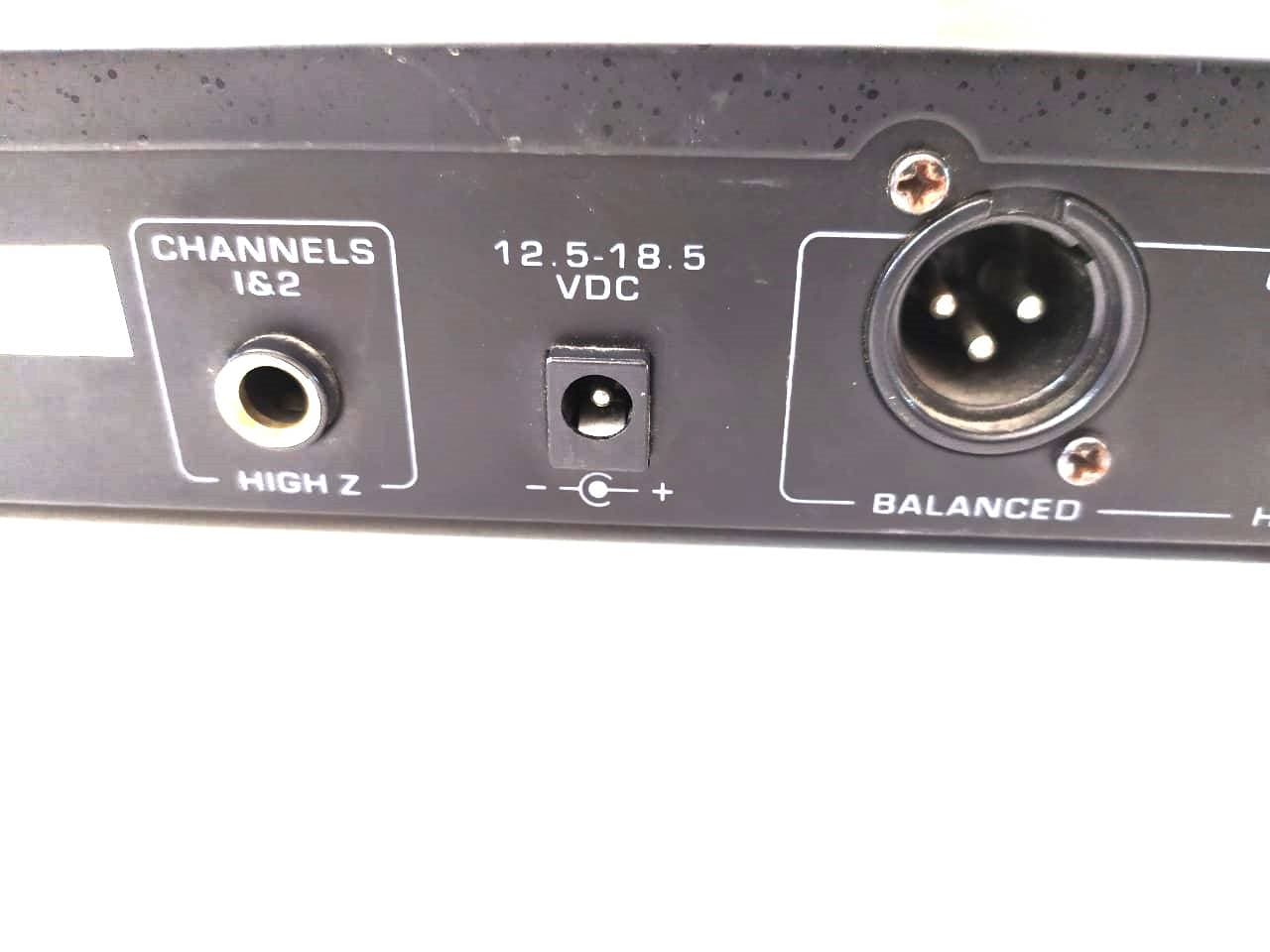 RECEPTOR RECARGABLE UHF DE DOBLE CANAL PARA REPUESTOS — imagen 7