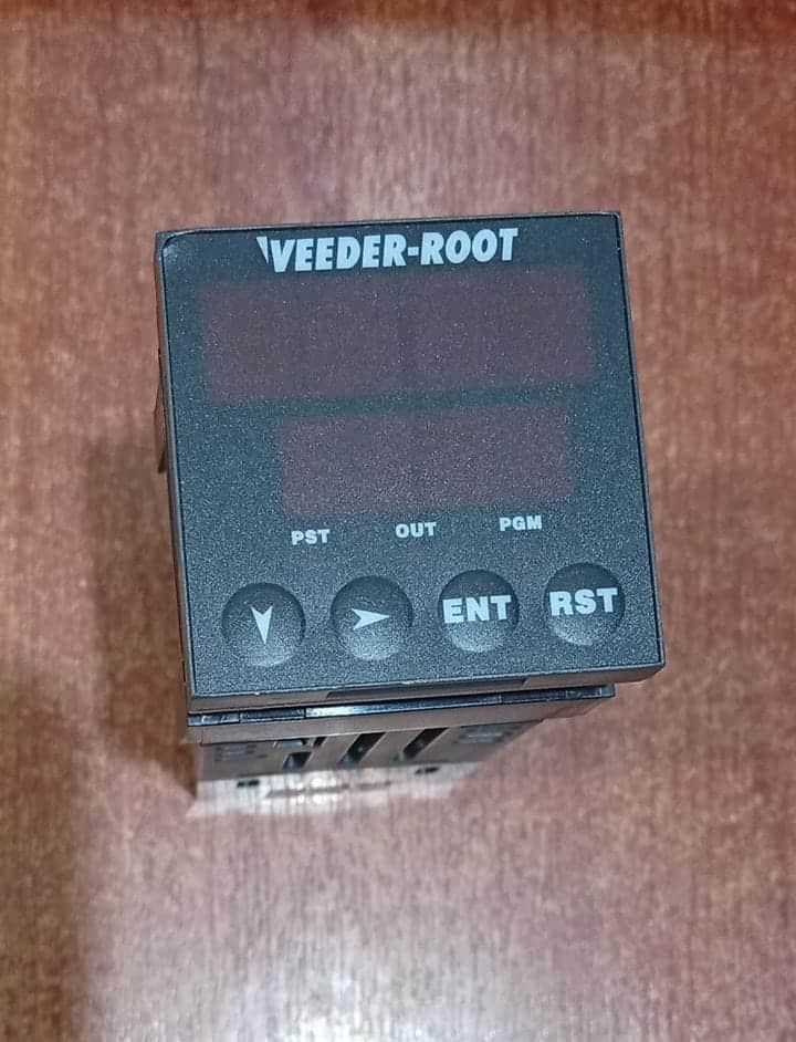 Módulo de Potencia Seminuevo V45450‑10 SER509210 100‑240 VAC Relé 5A 110V / 3A 240V — imagen 2