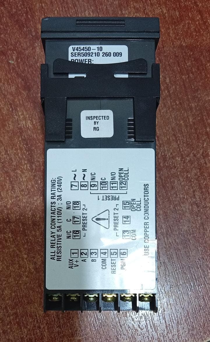 Módulo de Potencia Seminuevo V45450‑10 SER509210 100‑240 VAC Relé 5A 110V / 3A 240V — imagen 3