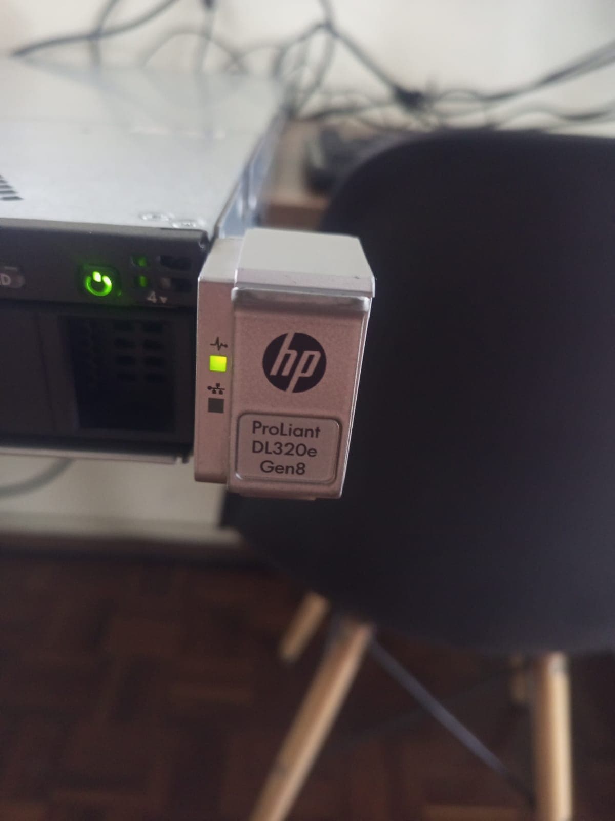 Servidor HP ProLiant DL320e Gen8 Xeon E3‑1230 v2 3.3 GHz 8 GB RAM 500 GB HDD — imagen 2