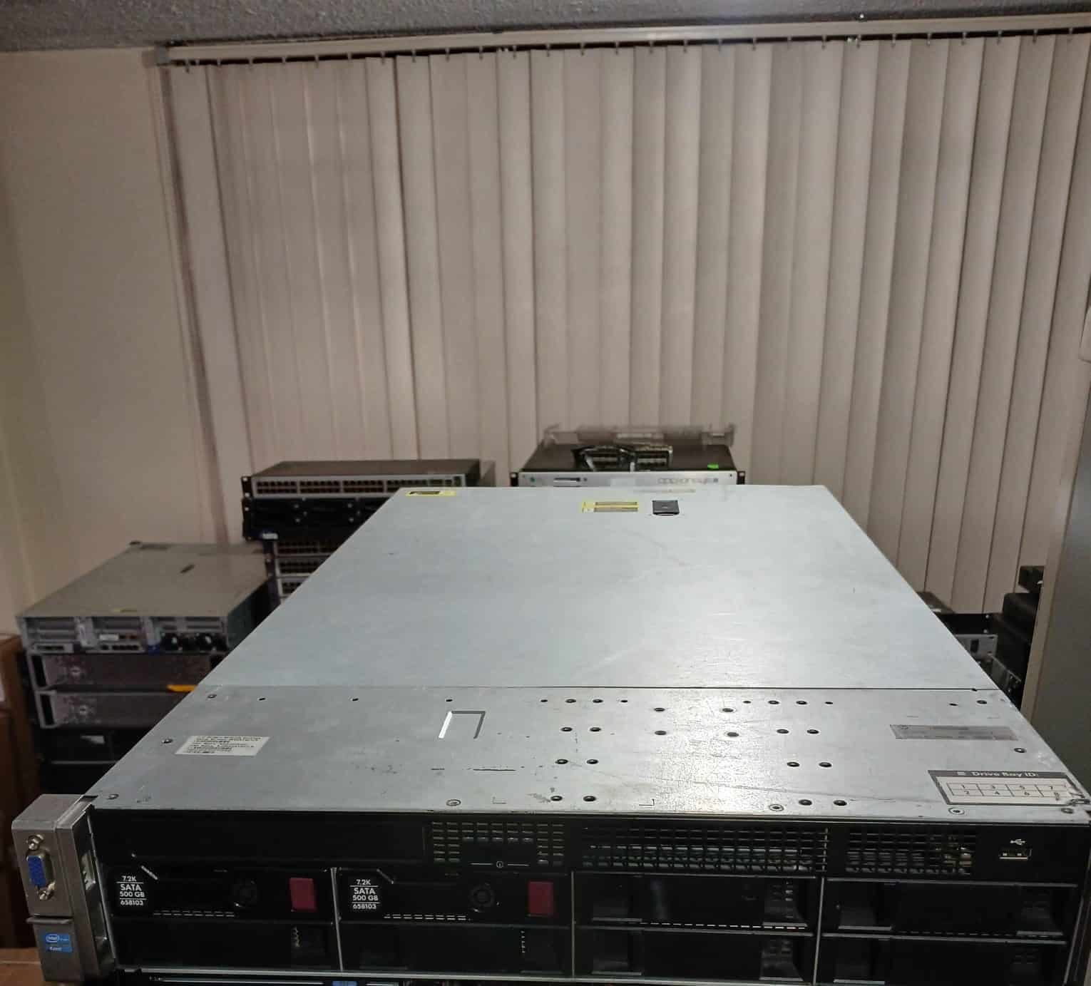 Servidor HP ProLiant DL360e gen 8 Xeon E5‑2428L 96 GB RAM 500 GB – Ideal virtualization/data center — imagen 1