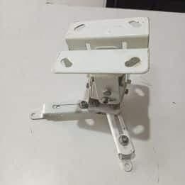 Soporte para infocus de tres patas regulables — imagen 1