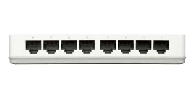 Switch de Red D-Link DES-1008A 8 Puertos 10/100 Mbps Blanco — imagen 4