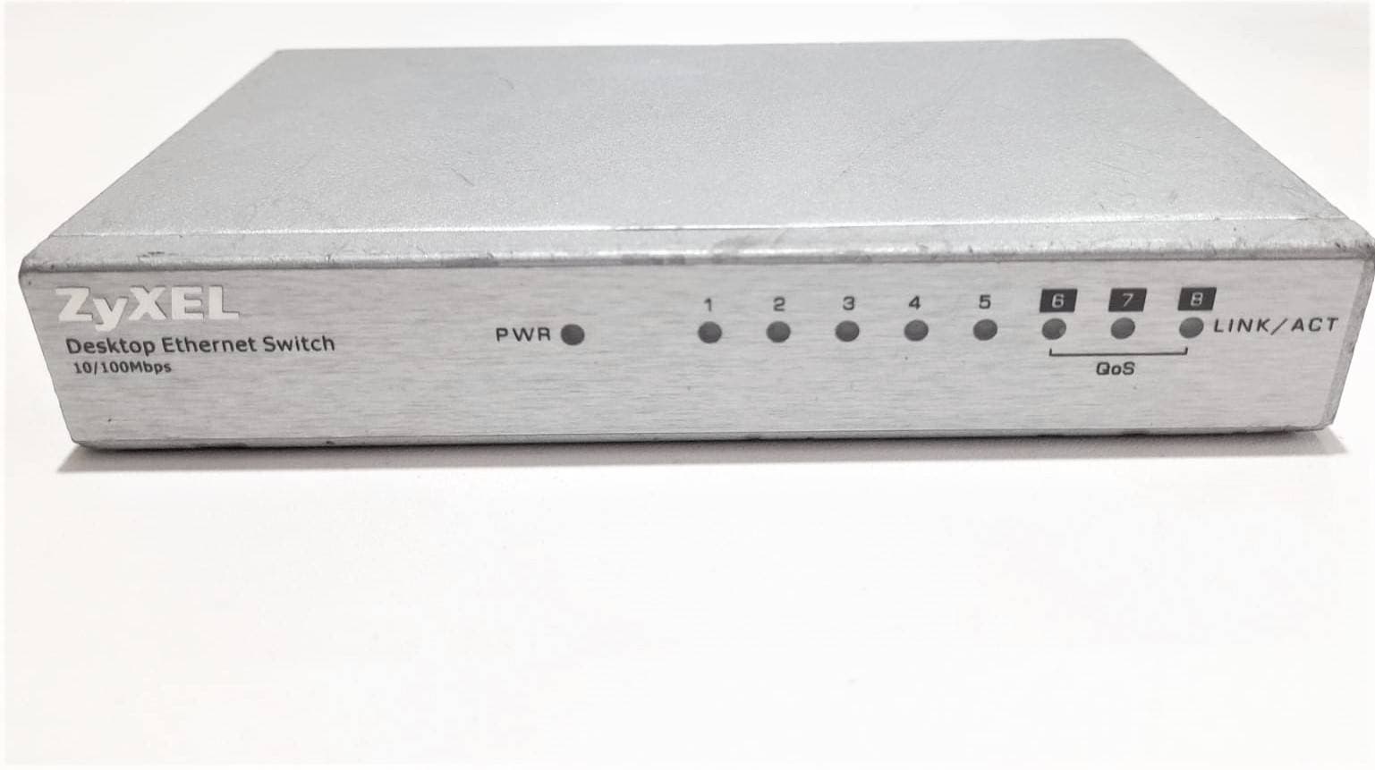 SWITCH ETHERNET ZyXEL 8 PUERTOS ES-108A — imagen 5