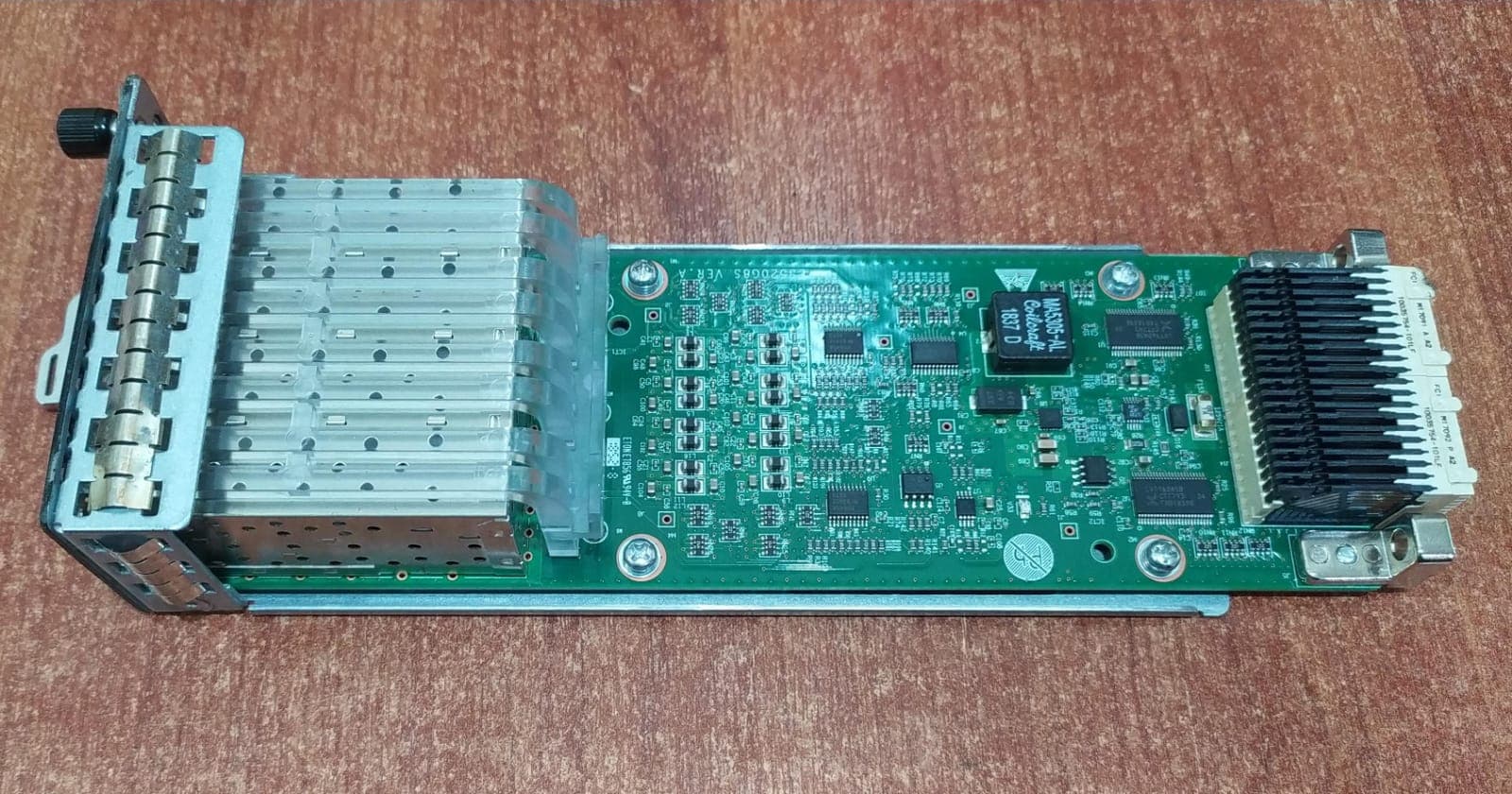 Tarjeta 8 Puertos GE SFP Huawei ES5D21G08S00 para Switch S5710-EI — imagen 1