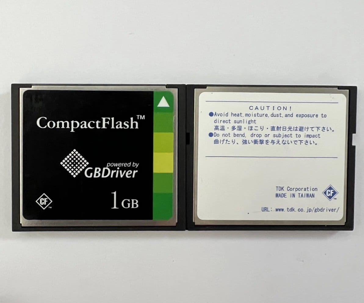 Tarjeta Compact Flash TDK GBDriver 1GB Industrial CFG8B01GVAZWS-ZAVEB para CNC y Equipos de Control — imagen 3