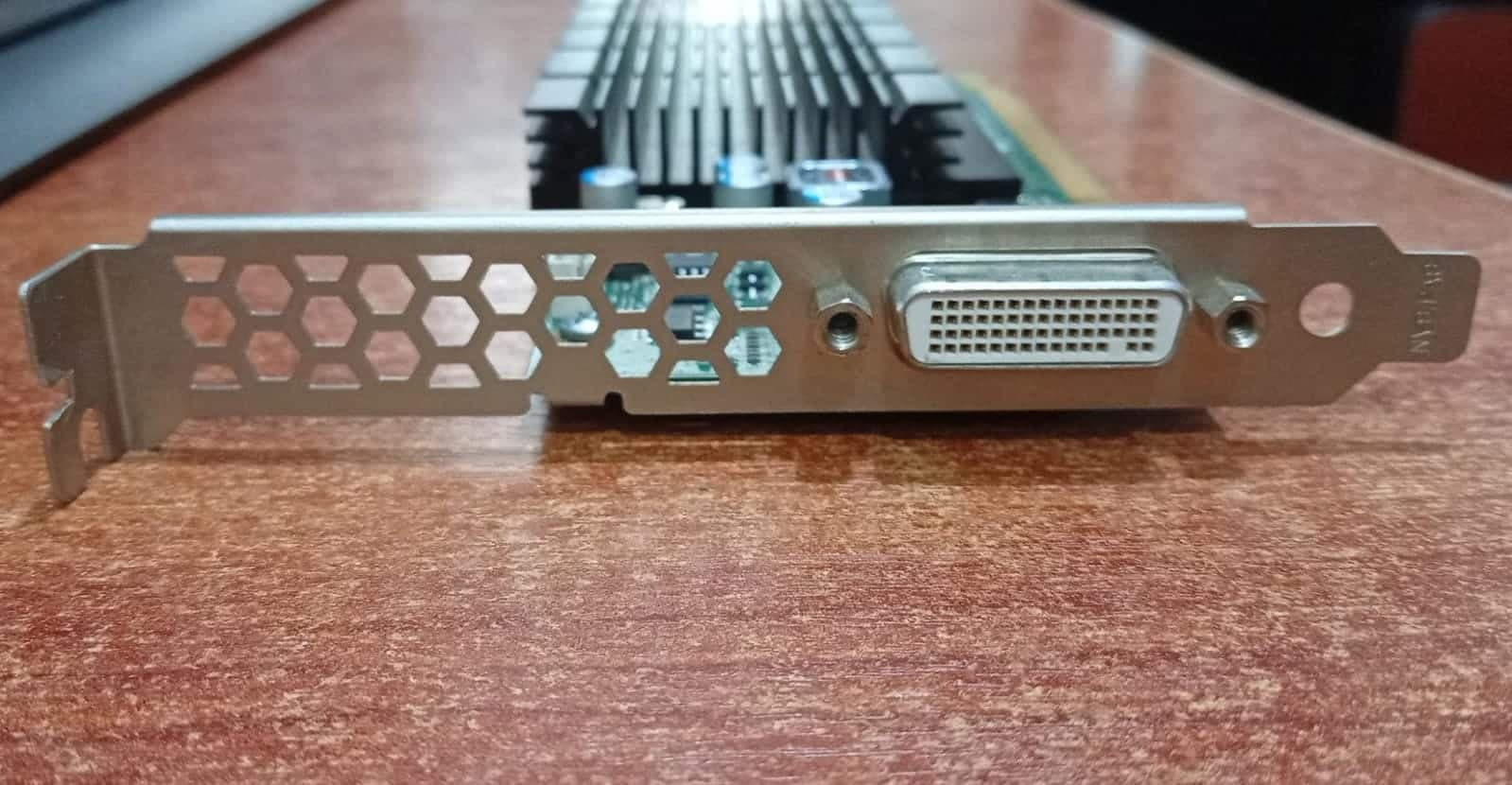 Tarjeta de Video NVIDIA NVS 315 1GB DDR3 PCI Express DVI Perfil Bajo (P2018) — imagen 2