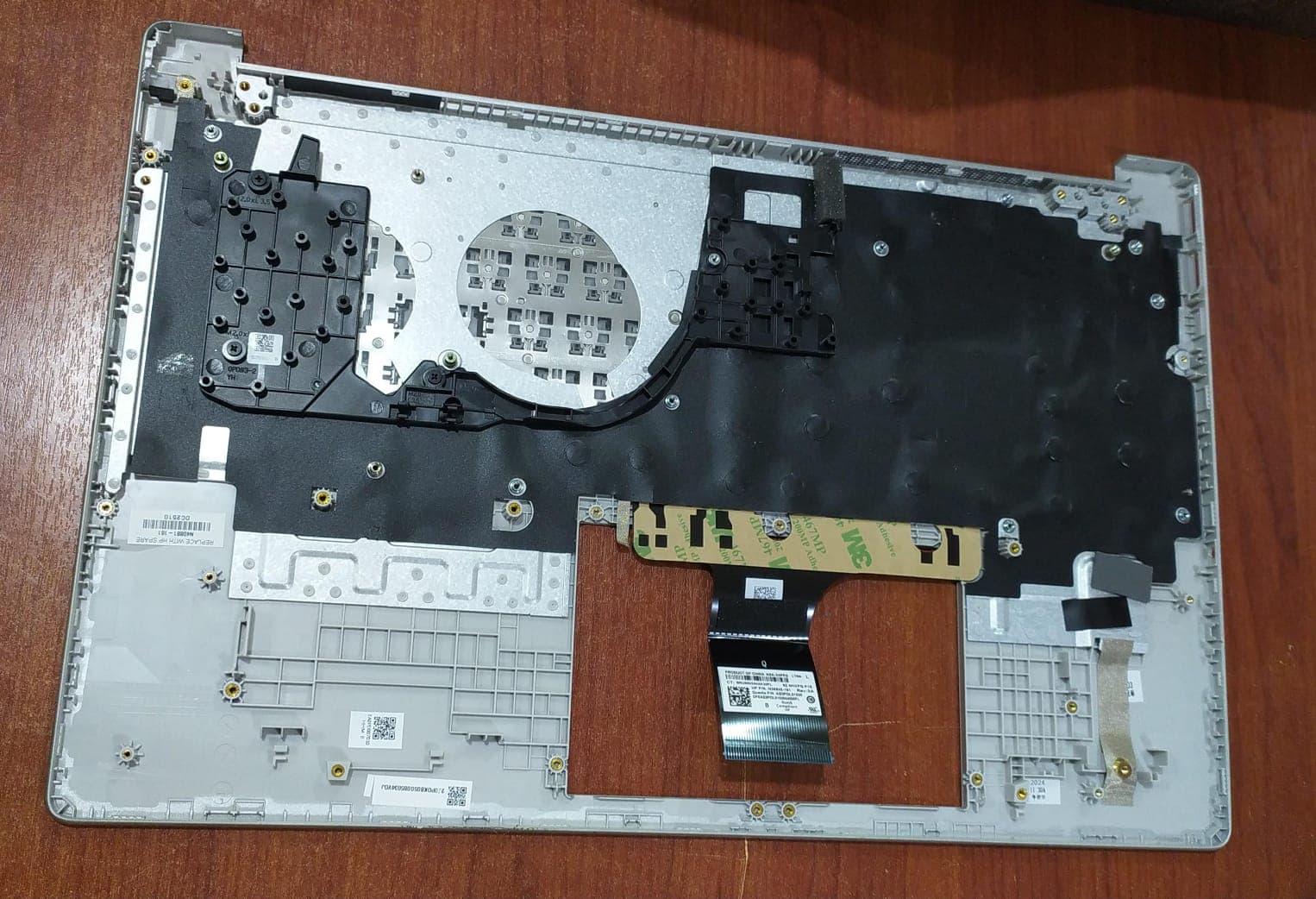 Teclado + Palmrest HP N40881‑161 Retroiluminado • Compatible ProBook 440/445 G8 & EliteBook 645 G10 — imagen 2