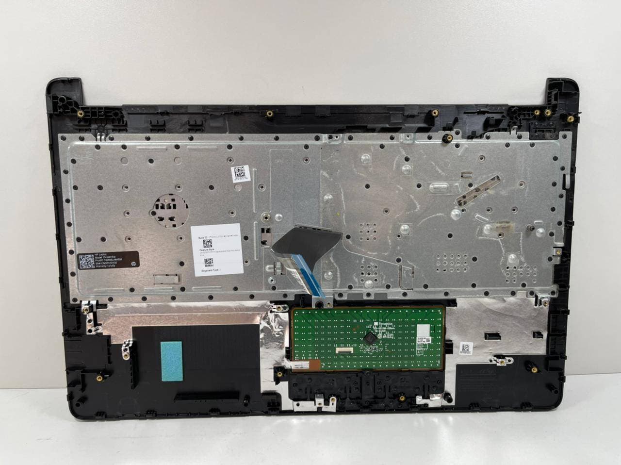 Teclado y carcasa reposamanos HP 15-bs011la — imagen 2