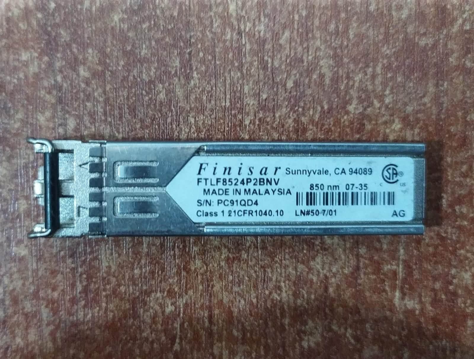 Transceptor óptico SFP Finisar FTRJ8524P2BNV 850 nm 4× Fibre Channel – Seminuevo — imagen 1