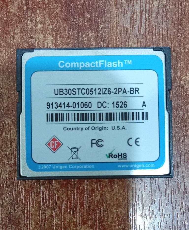 Unigen Enterprise 512MB CompactFlash CF Industrial | UB30STC051IZ6-2PA-BR | Seminuevo — imagen 2
