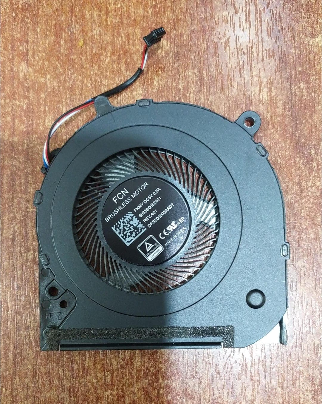 Ventilador FCN FKMY (6033B0062401 / DFS200005AR0T) – DC 5 V 0 .5 A – para HP 14‑CK/CM/CF 240/246 G7 — imagen 1