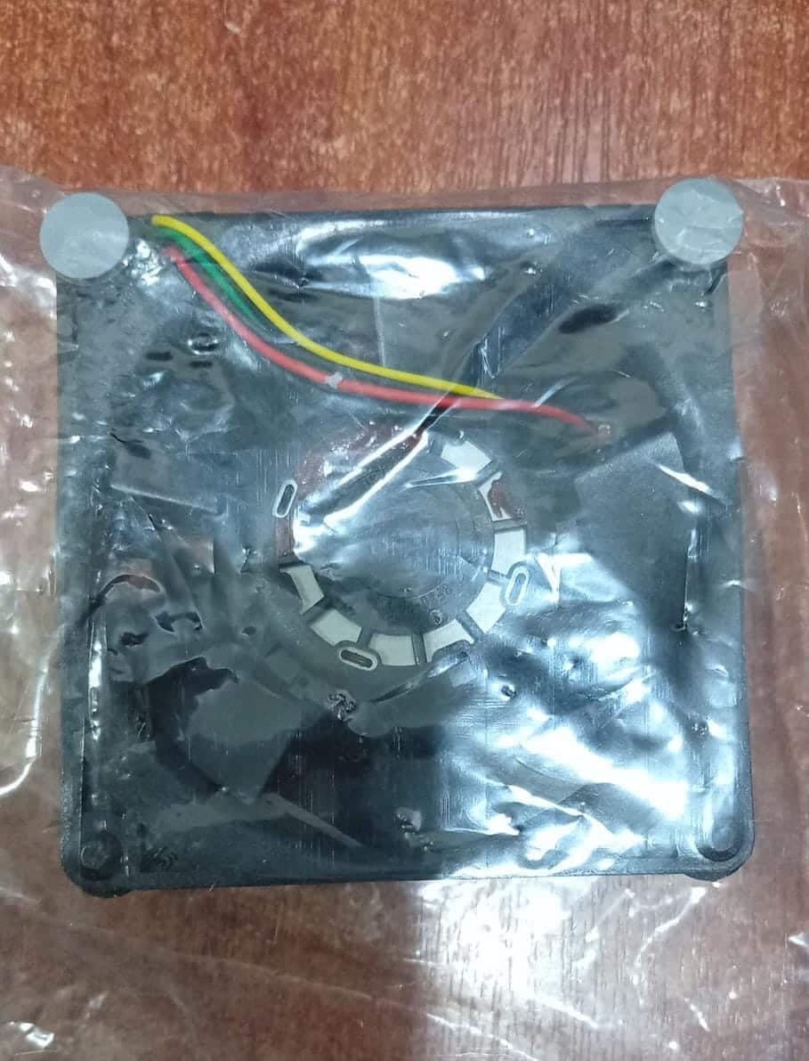 Ventilador Nidec UltraFlo V80E12BS1ND5-08A03 12V P/N 799945-001 para Servidor HP Apollo 2000 — imagen 2
